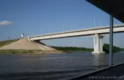 Автомобильный мост в районе поселка Иванов Бор